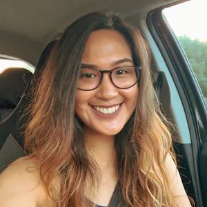 Meet your Posher, Lia